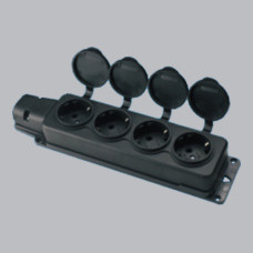 Розетка 4-на із з/к та кришкою каучук, IP54, AWM